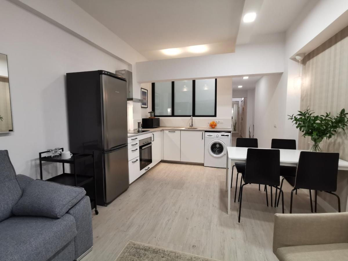 Homeforguest Apartamento Con Vistas A Las Canteras Las Palmas de Gran Canaria Exterior photo